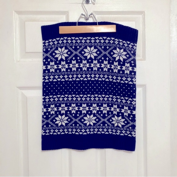 Sofiacashmere
New Cashmere tube scarf Sofia neck warmer White Blue Scandinavian - Picture 1 of 2